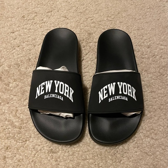 Balenciaga New York Pool slides - Picture 2 of 6